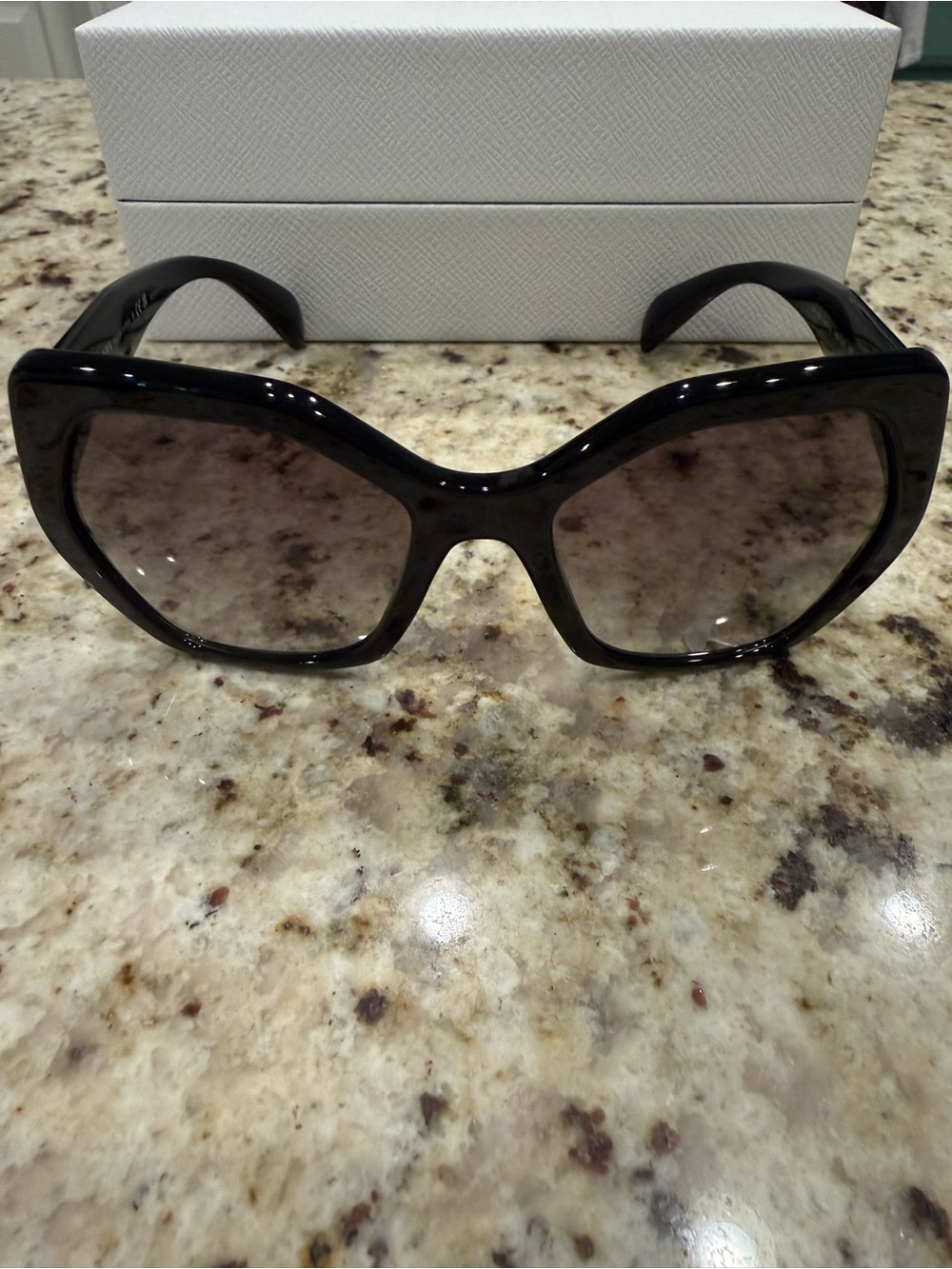 PRADA Sunglasses SPR 16R 1AB-0A7 Black Oversized Cat Eye Hexagon Thick Frame NWT